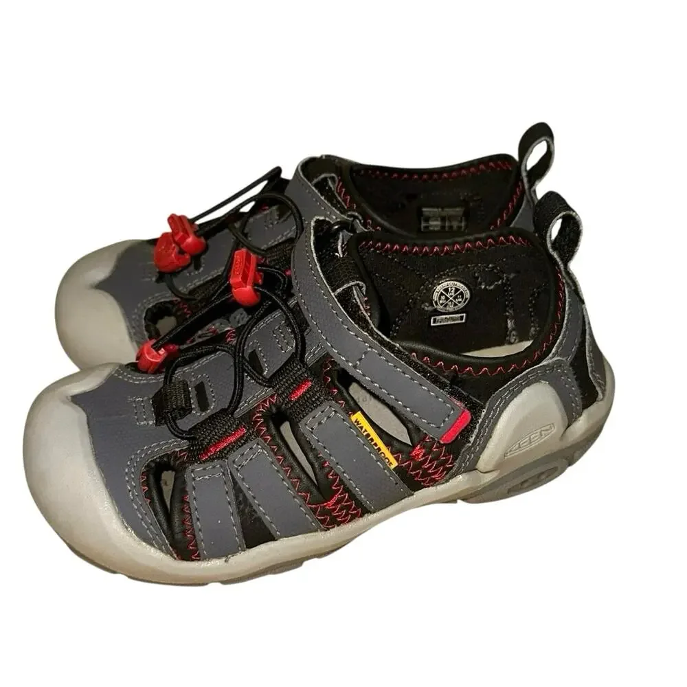 Keen‎ Knotch Creek Kids Sandals Size 12 Gray Red Outdoor Water